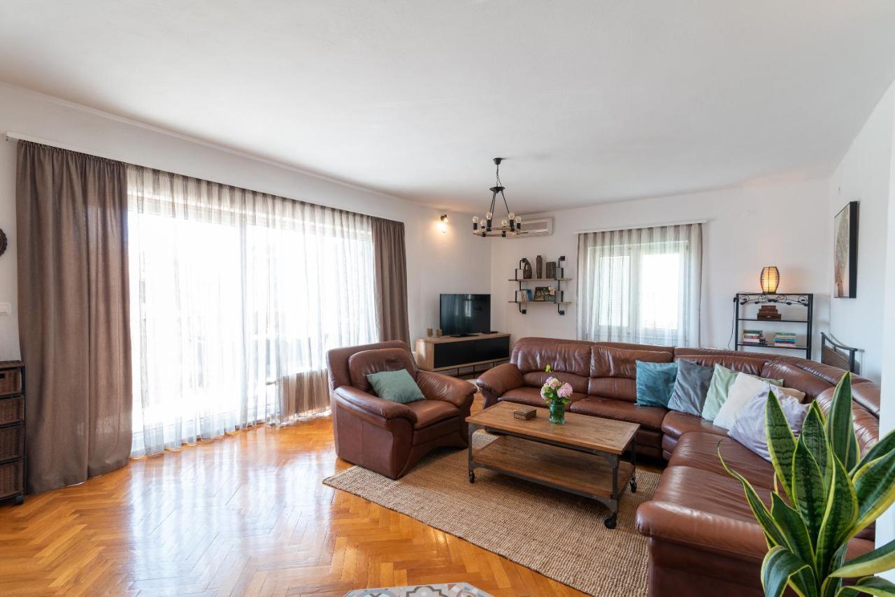 Apartment Kambel Kaštela エクステリア 写真