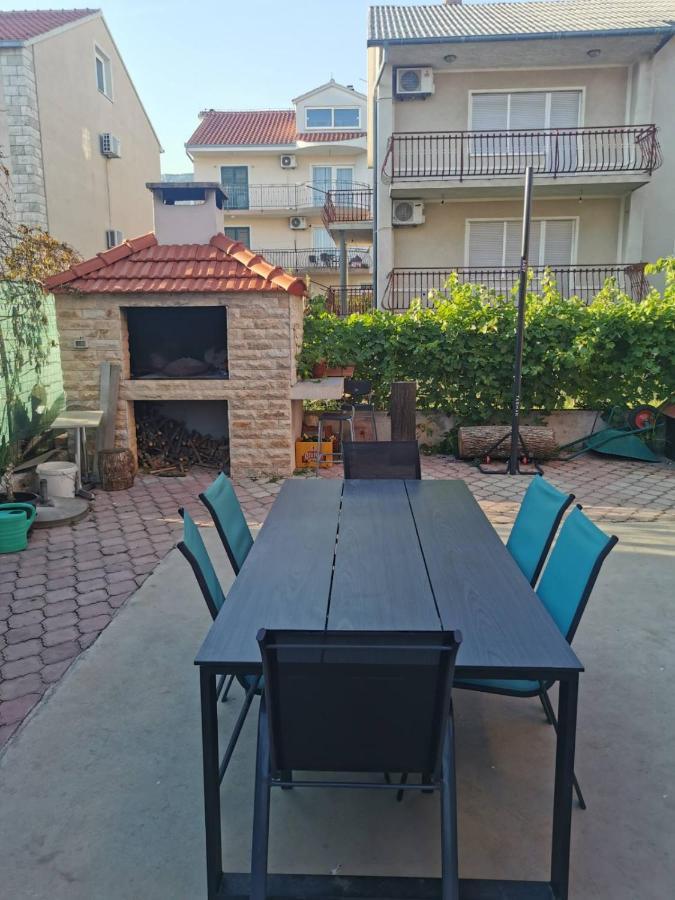 Apartment Kambel Kaštela エクステリア 写真